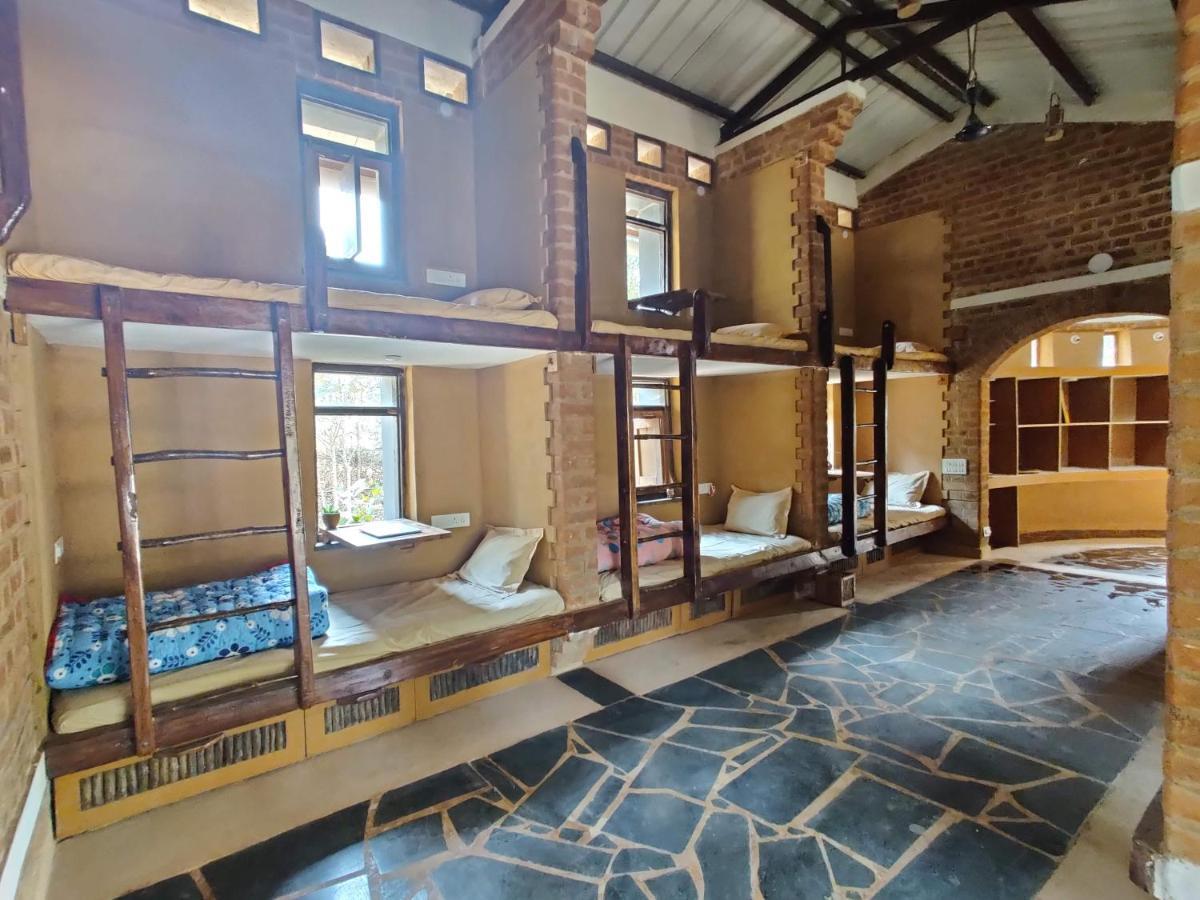 Surwahi Social Ecoestate Kānha 外观 照片